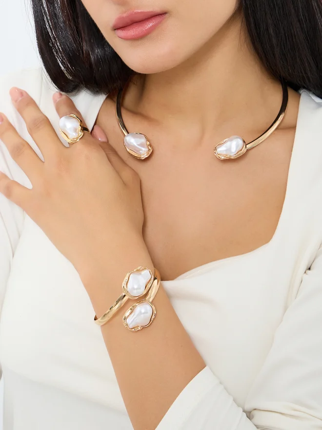 Styli Textured Pearl Choker, Ring and Bracelet Jewelry Set
